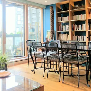 Отель Bermondsey Square - A Bespoke