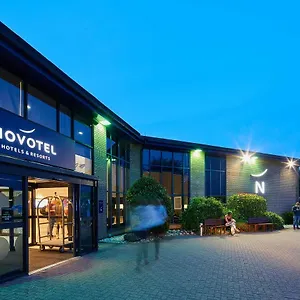 Отель Novotel London Stansted Airport